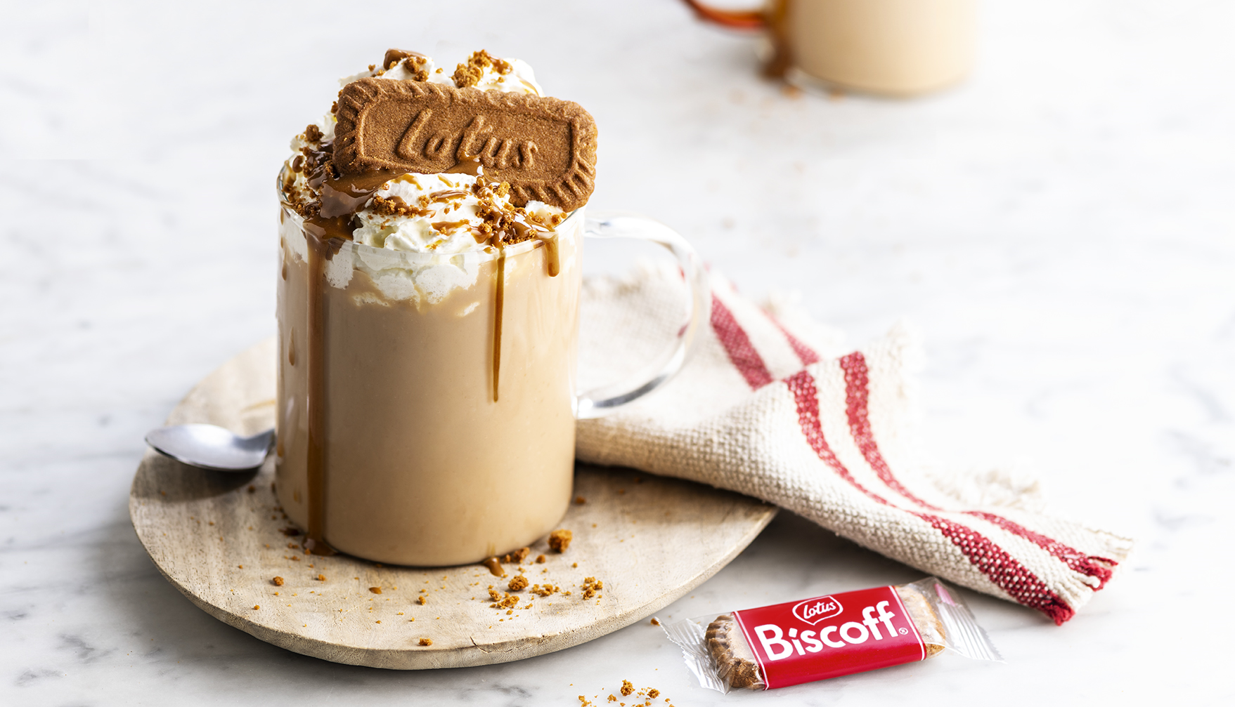 Hot Biscoff Milk | Lotus Biscoff